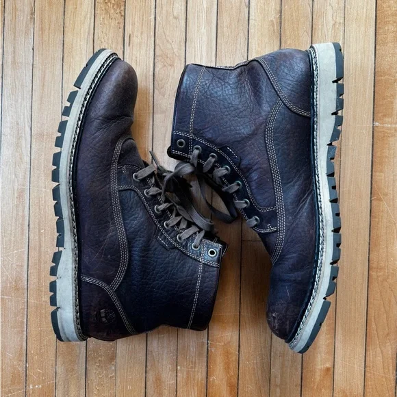 Mens 11.5M Black Leather Timberland Britton Hill Chukka Best 25+ Deals for Mens Timberland Black Shoes | Poshmark main image 2